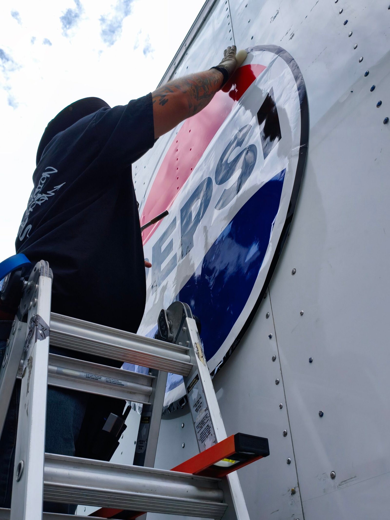 Commercial fleet rebranding prep and graphics installation rollout