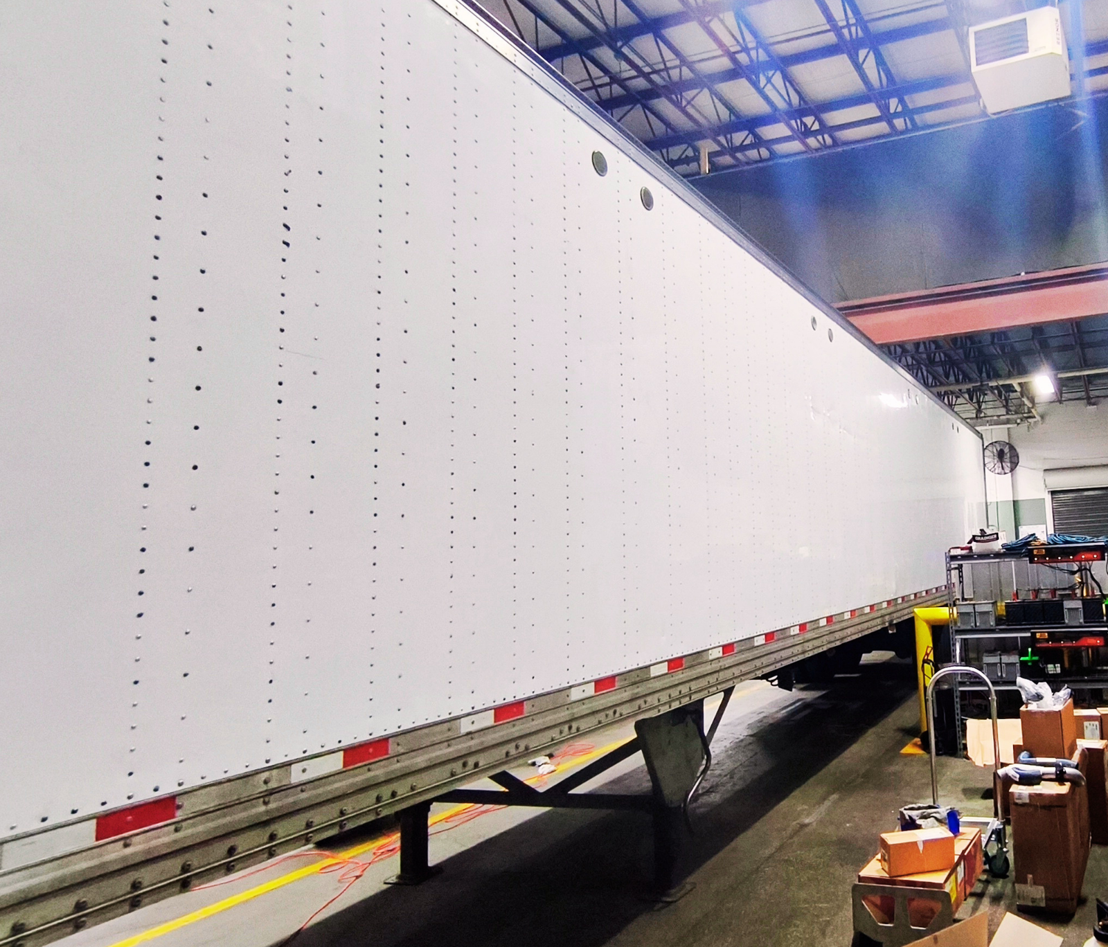 Box truck and commercial trailer vinyl wrap removal service